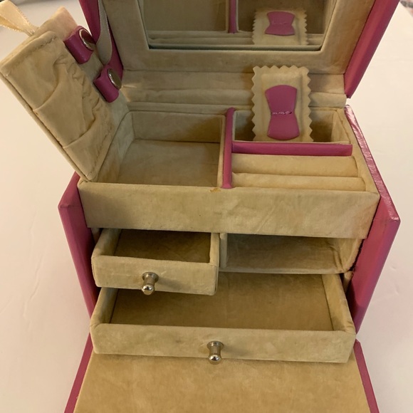 Euro Classics Jewelry - Jewelry Box (Pink) EURO CLASSICS